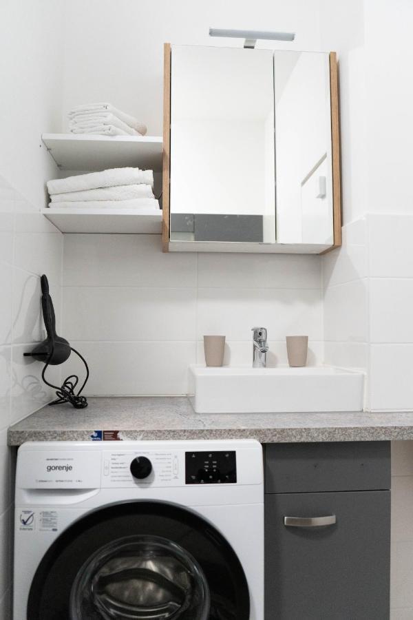 Wonderful, Modern City Center Apartment Wien Eksteriør billede